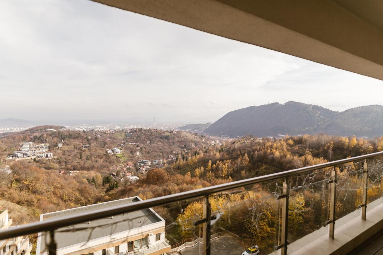 Sky View - Luxury Apartment With A Dream View Brasov Exterior photo