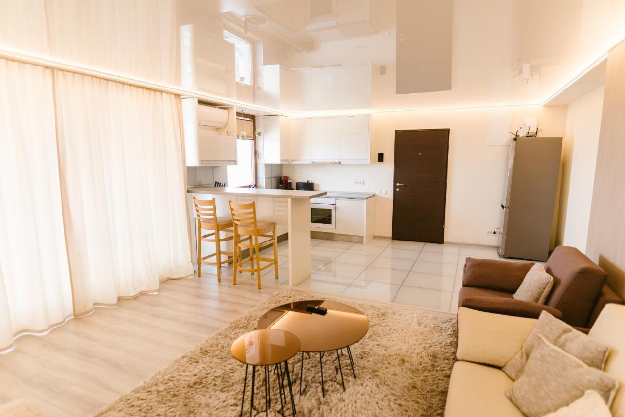 Sky View - Luxury Apartment With A Dream View Brasov Exterior photo