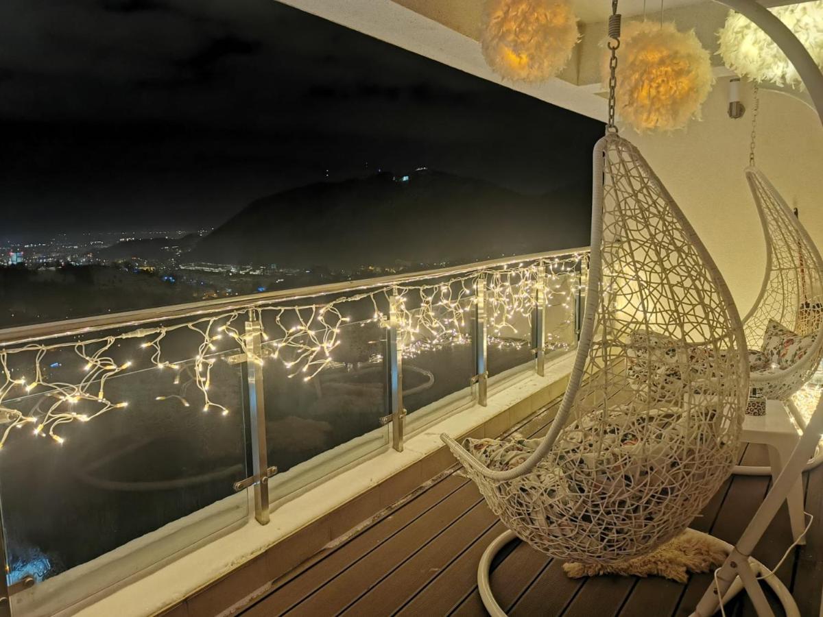 Sky View - Luxury Apartment With A Dream View Brasov Exterior photo